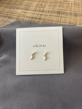 Stella & Dot Gold Pavé Lightning Bolt Studs